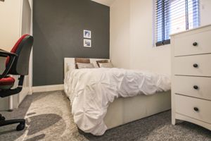 Photo 25- click for photo gallery